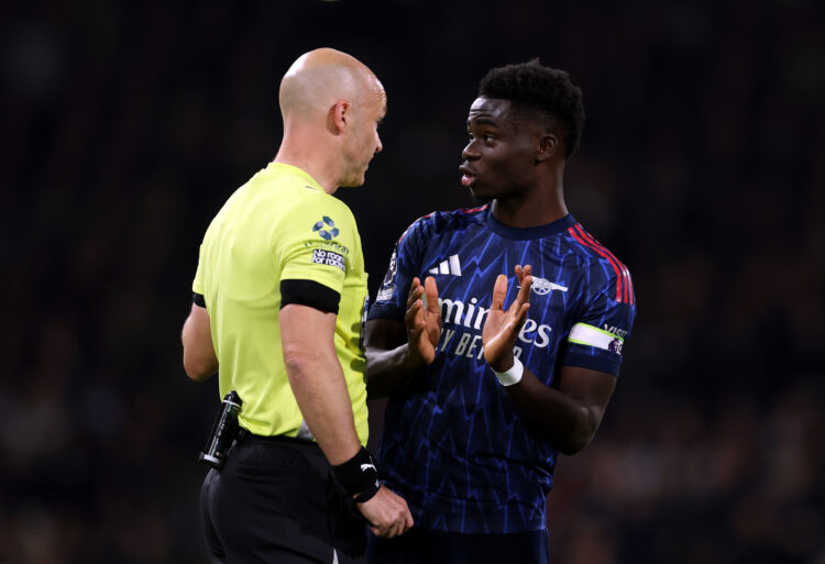 LONDON, ENGLAND - OCTOBER 18: Bukayo Saka of Arsenal appeals to Referee Anthony Taylor after overturning his initial decision of a penalty for Arse...