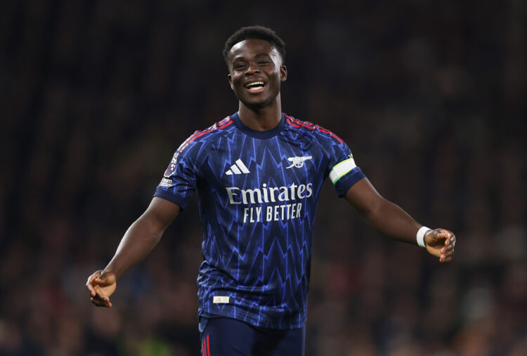 LONDON, ENGLAND - OCTOBER 18: Bukayo Saka of Arsenal celebrates victory after the Premier League match between Fulham and Arsenal at Craven Cottage...