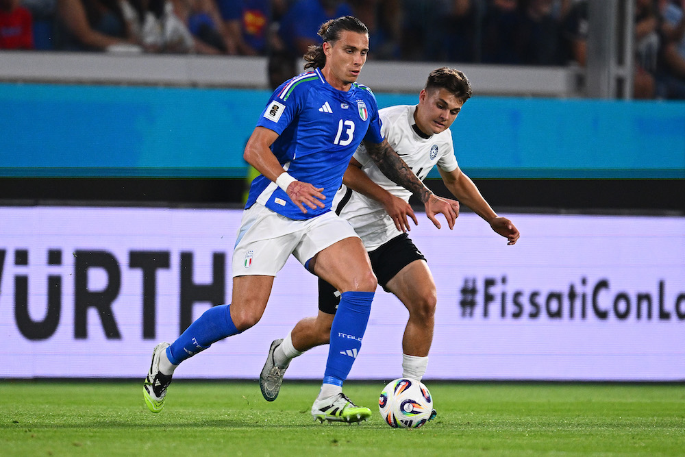Calafiori plays 180 minutes as Italy near World Cup qualification 3 BERGAMO, ITALY: Riccardo Calafiori of Italy in action during the FIFA World Cup 2026 qualifier match between Italy and Estonia at Stadio di Bergamo on September 05, 2025. (Photo by Mattia Ozbot/Getty Images)