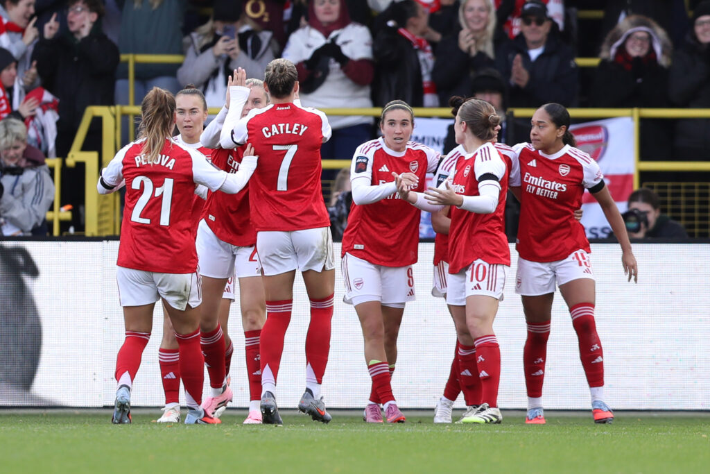 City defeat highlights Slegers’s growing Arsenal challenges 2 MANCHESTER, ENGLAND - OCTOBER 04: Mariona Caldentey of Arsenal celebrates with teammates after scoring her team's first goal during the Barclays Women's Super League match between Manchester City and Arsenal at Joie Stadium on October 04, 2025 in Manchester, England. (Photo by Charlotte Tattersall/Getty Images)
