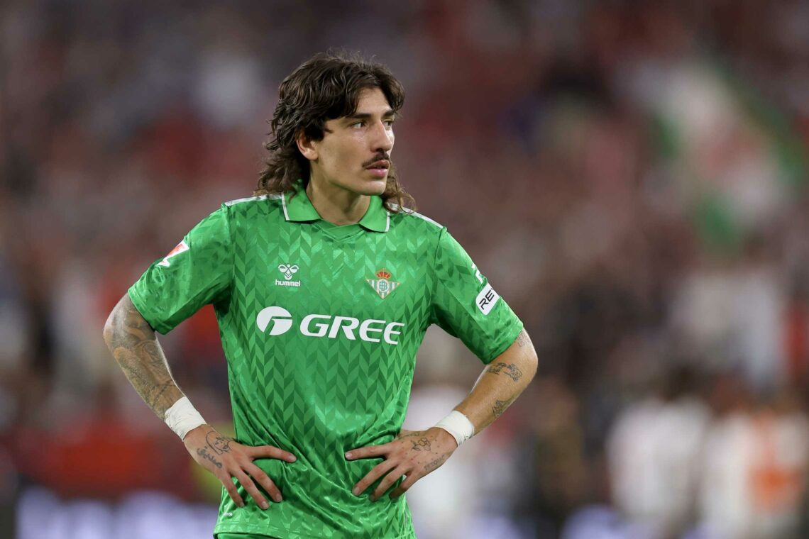 SEVILLE, SPAIN - OCTOBER 06: Hector Bellerin of Real Betis looks on during the LaLiga match between Sevilla FC and Real Betis Balompie at Estadio R...