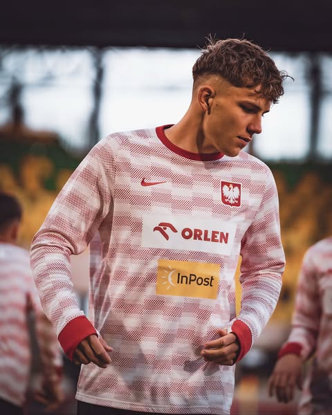 Oskar Pietuszewski playing for the Poland u21s (Photo via Pietuszewski on Instagram)