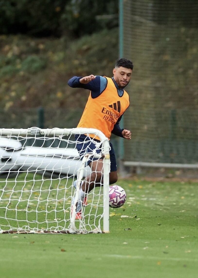 Alex Oxlade-Chamberlain with Arsenal (Photo via Gooner Chris on Twitter)