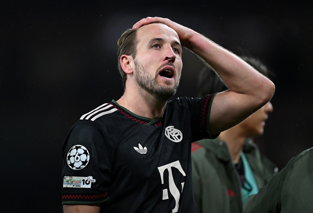 Stats confirm Arsenal's dominance in Bayern Munich win 2 LONDON, ENGLAND: Harry Kane of Bayern Munich reacts during the UEFA Champions League 2025/26 League Phase MD5 match between Arsenal FC and FC Bayern München at Arsenal Stadium on November 26, 2025. (Photo by Shaun Botterill/Getty Images)