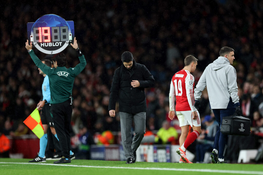 Arteta delivers positive injury updates ahead of Chelsea 3 LONDON, ENGLAND - NOVEMBER 26: Leandro Trossard of Arsenal walks past Mikel Arteta, Manager of Arsenal, as he leaves the pitch after being substituted during the UEFA Champions League 2025/26 League Phase MD5 match between Arsenal FC and FC Bayern München at Arsenal Stadium on November 26, 2025 in London, England. (Photo by Richard Heathcote/Getty Images)