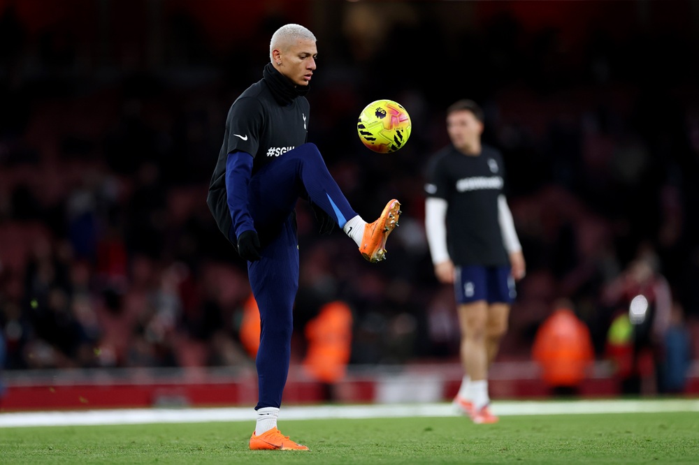 Arsenal's Gabriel takes revenge on Richarlison with social media posts 2 LONDON, ENGLAND: Richarlison of Tottenham Hotspur warms up prior to the Premier League match between Arsenal and Tottenham Hotspur at Emirates Stadium on November 23, 2025. (Photo by Justin Setterfield/Getty Images)