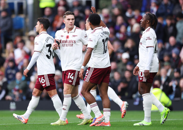 BURNLEY, ENGLAND - NOVEMBER 01: Viktor Gyoekeres of Arsenal celebrates scoring his team's first goal with teammate Jurrien Timber during the Premie...