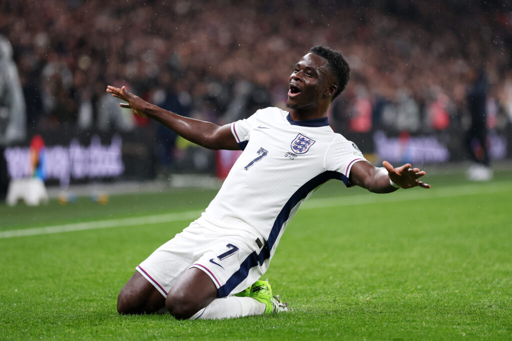 LONDON, ENGLAND - NOVEMBER 13: Bukayo Saka of England celebrates scoring his team's first goal during the FIFA World Cup 2026 qualifier match between England and Serbia at Wembley Stadium on November 13, 2025 in London, England. (Photo by Justin Setterfield/Getty Images)