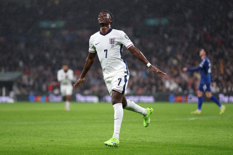 LONDON, ENGLAND - NOVEMBER 13: Bukayo Saka of England scores his team's first goal during the FIFA World Cup 2026 qualifier match between England a...