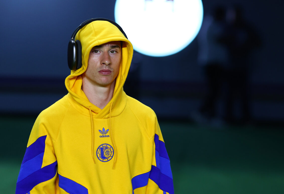 MAZATLAN, MEXICO - OCTOBER 22: Marcelo Flores from tigres looks on prior to the 13th round match between Mazatlan FC and Tigres UANL as part of the...
