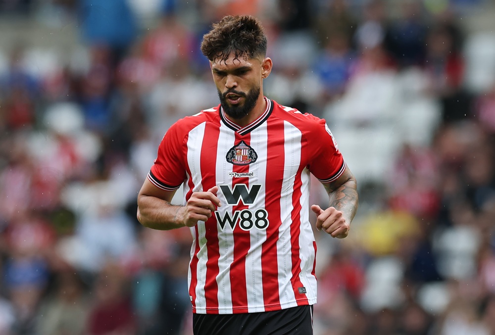 Sunderland starter now a doubt to face Arsenal 2 SUNDERLAND, ENGLAND: Omar Alderete of Sunderland is seen during the Premier League match between Sunderland and Brentford at Stadium of Light on August 30, 2025. (Photo by Ian MacNicol/Getty Images)