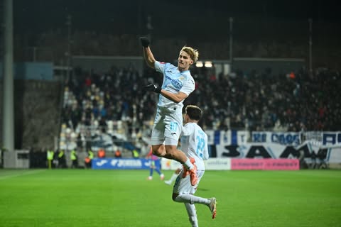 Player's agent confirms truth of Arsenal transfer reports 3 Toni Fruk playing for HNK Rijeka (Photo via Fruk on Instagram)