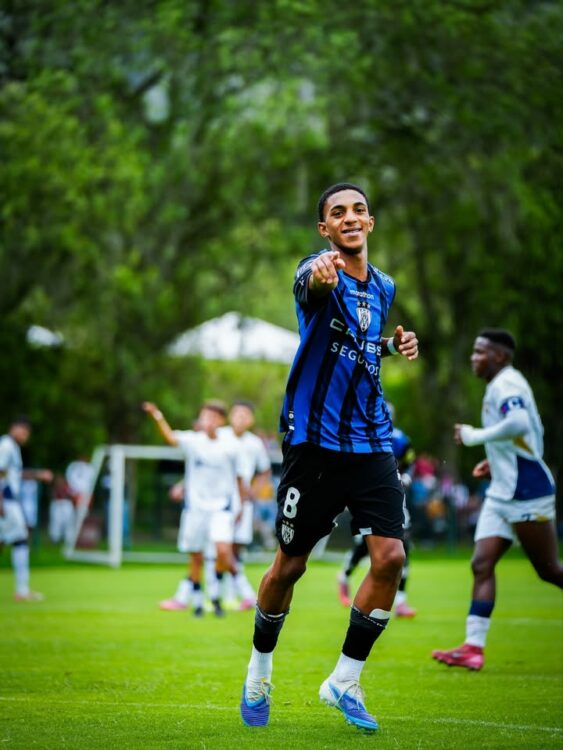 Edwin Quintero (Photo via IDV.formatives on Instagram)