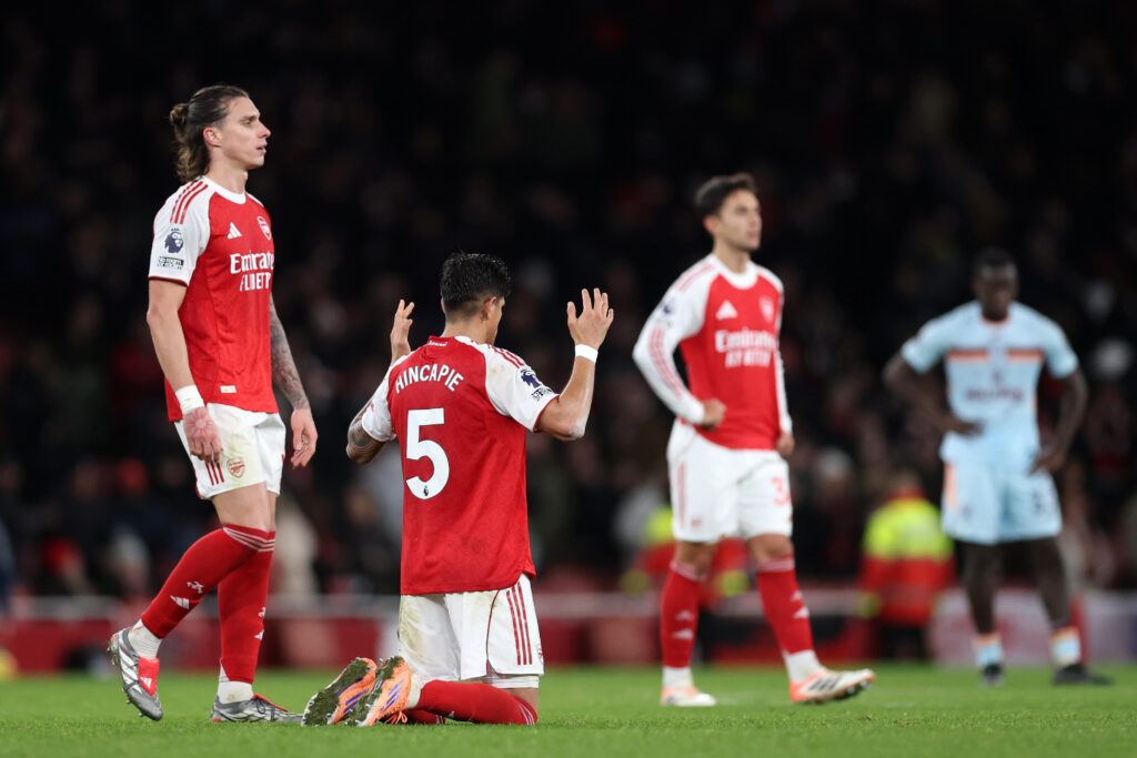 LONDON, ENGLAND - DECEMBER 03: Piero Hincapie of Arsenal celebrates victory following the Premier League match between Arsenal and Brentford at Emirates Stadium on December 03, 2025 in London, England. (Photo by Julian Finney/Getty Images)