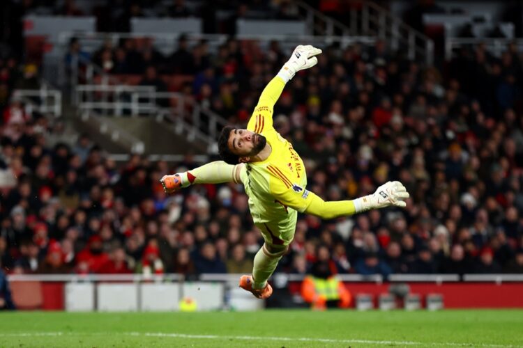 LONDON, ENGLAND: David Raya of Arsenal looks on after making a save from Yankuba Minteh of Brighton & Hove Albion (Not Pictured) during the Premier...