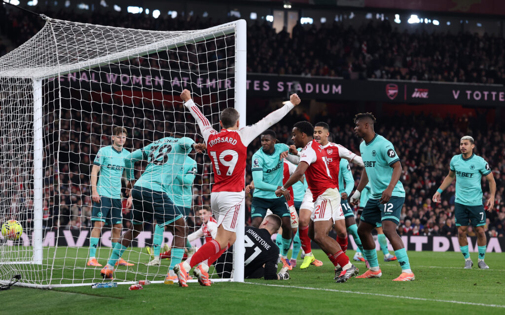 Arsenal ride their luck against Wolves 3 LONDON, ENGLAND - DECEMBER 13: Sam Johnstone of Wolverhampton Wanderers scores an own goal for Arsenal's first goal of the game during the Premier League match between Arsenal and Wolverhampton Wanderers at Emirates Stadium on December 13, 2025 in London, England. (Photo by Julian Finney/Getty Images)