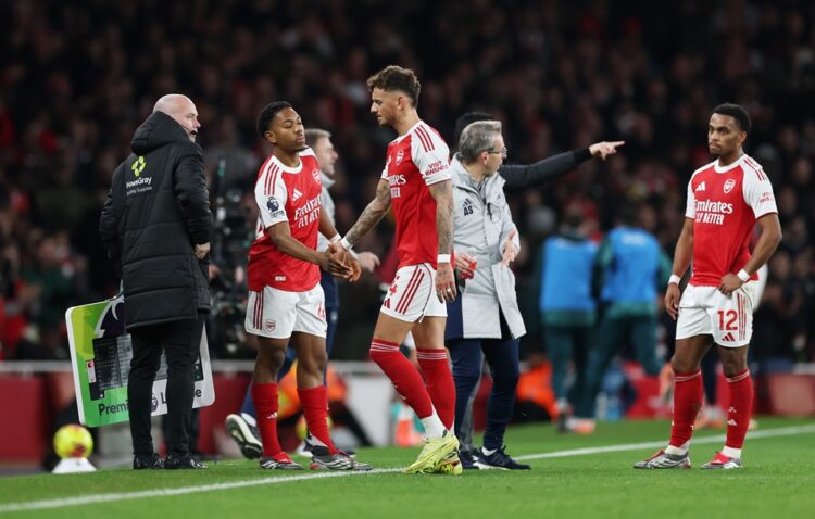 LONDON, ENGLAND: Ben White of Arsenal is substituted after sustaining an injury, with Myles Lewis-Skelly coming on during the Premier League match ...