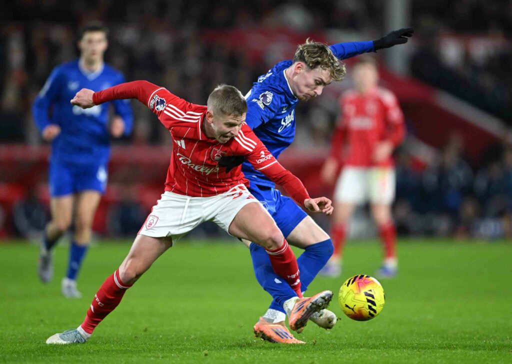 NOTTINGHAM, ENGLAND - DECEMBER 30: Oleksandr Zinchenko of Nottingham Forest is challenged by James Garner of Everton during the Premier League match between Nottingham Forest and Everton at City Ground on December 30, 2025 in Nottingham, England. (Photo by Shaun Botterill/Getty Images)