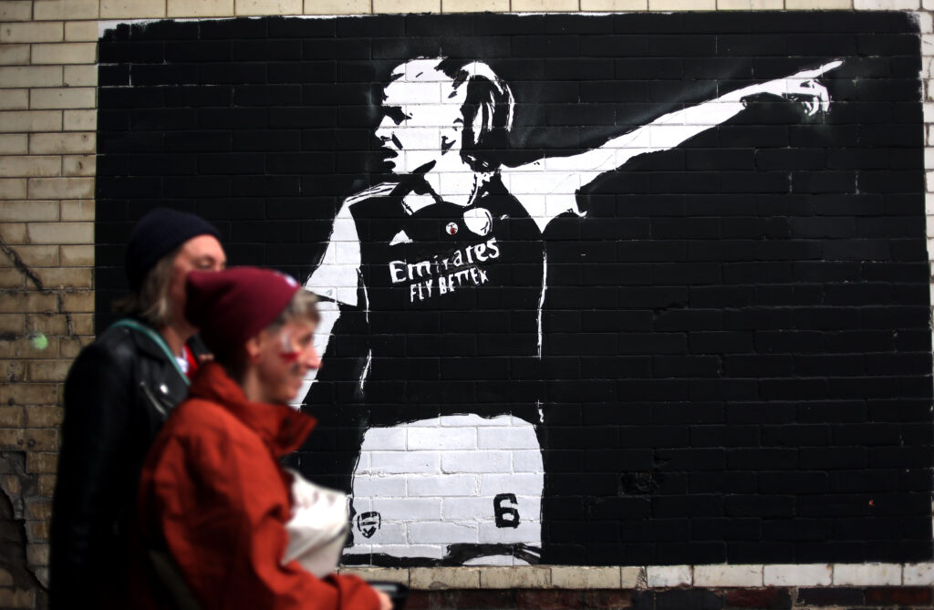 LONDON, ENGLAND - NOVEMBER 08: A mural of Leah Williamson of Arsenal is seen outside the stadium prior to the Barclays Women's Super League match between Arsenal and Chelsea FC at the Emirates Stadium on November 08, 2025 in London, England. (Photo by Naomi Baker/Getty Images)