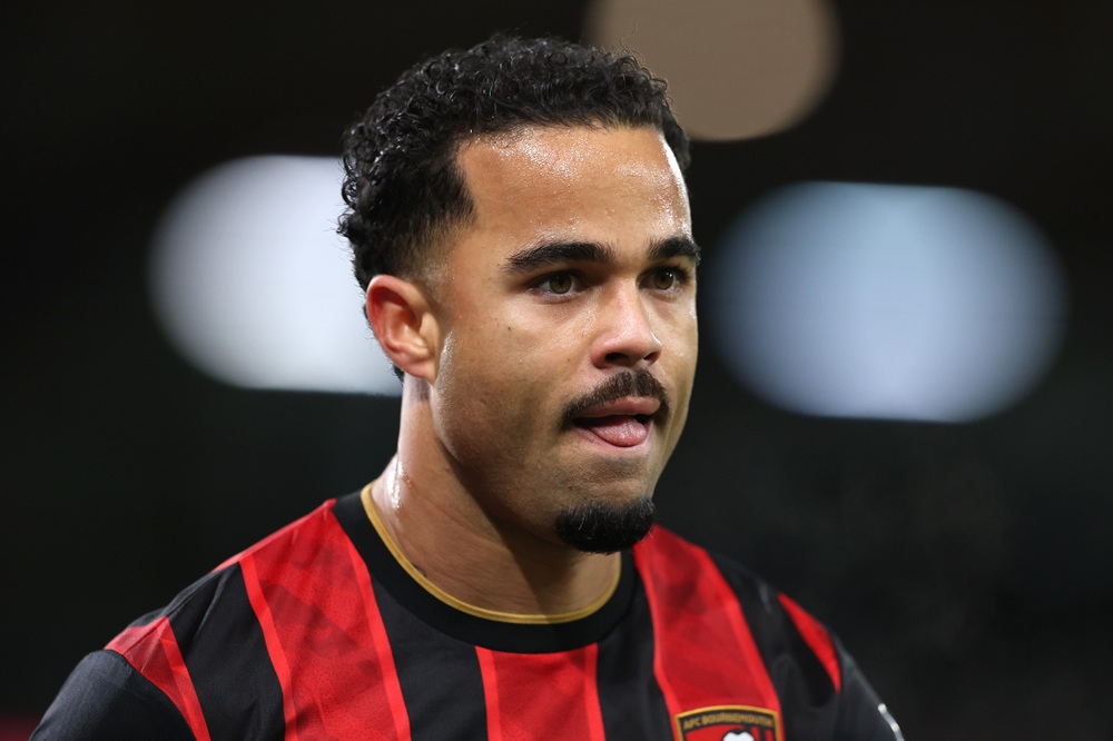 26yo set for knee surgery after injury vs Arsenal 2 Justin Kluivert of AFC Bournemouth during the Premier League match between Bournemouth and Arsenal at Vitality Stadium on January 03, 2026 in Bournemouth, England. (Photo by Michael Steele/Getty Images)