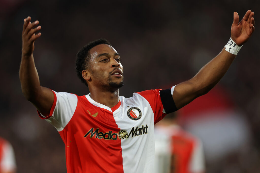 ROTTERDAM, NETHERLANDS - AUGUST 06: Quinten Timber of Feyenoord celebrates scoring his teams first goal of the game during the UEFA Champions League Third Qualifying Round First Leg match between Feyenoord and Fenerbahce at Feyenoord Stadium on August 06, 2025 in Rotterdam, Netherlands. (Photo by Dean Mouhtaropoulos/Getty Images)