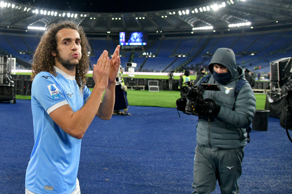 ROME, ITALY - JANUARY 07: Matteo Guendouzi of SS Lazio applauds his fans after the Serie A match between SS Lazio and ACF Fiorentina at Stadio Olimpico on January 07, 2026 in Rome, Italy. (Photo by Marco Rosi - SS Lazio/Getty Images)