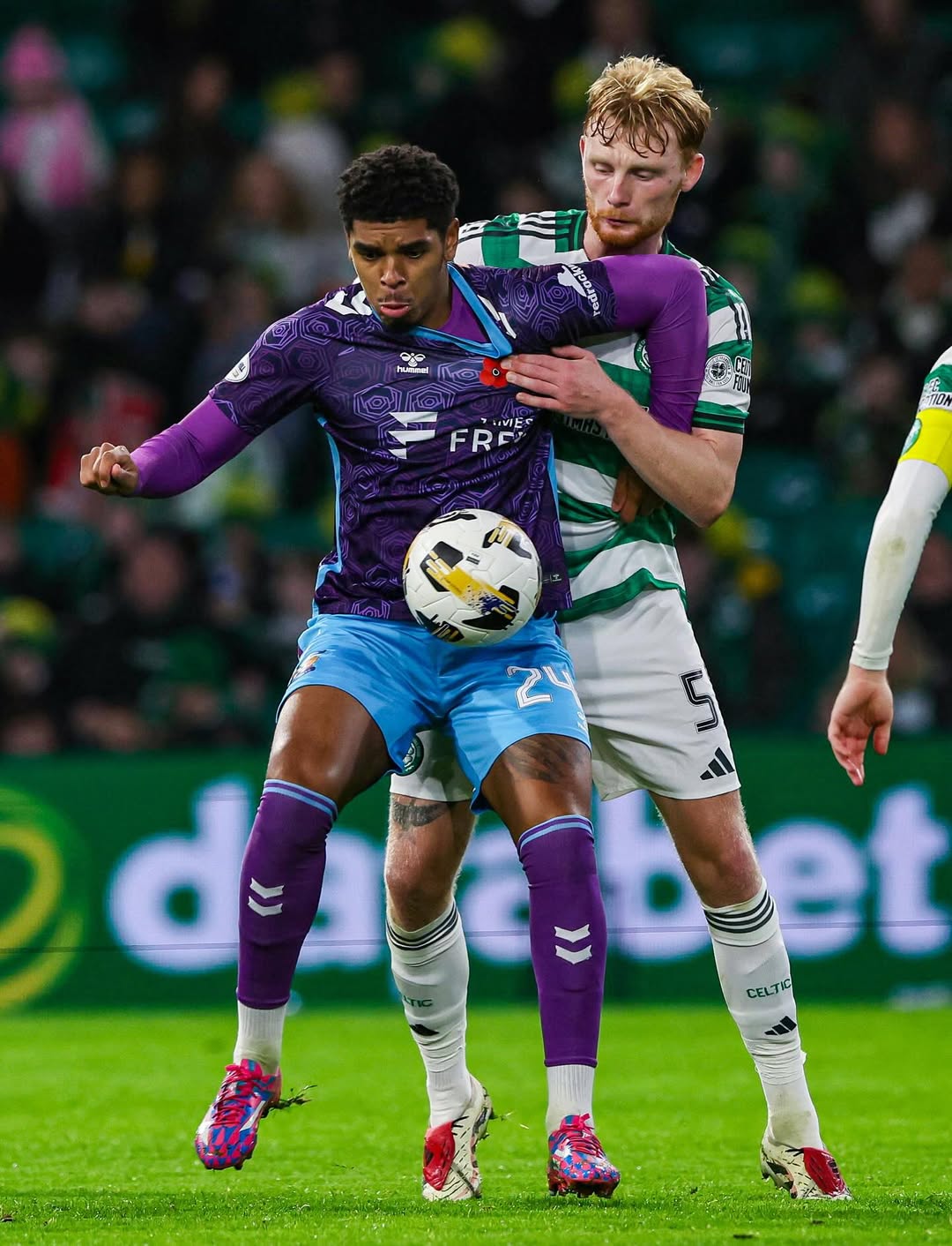 Ex-Gunner extends contract but injury rules him out for the season 12 Ex-Gunner extends contract but injury rules him out for the season