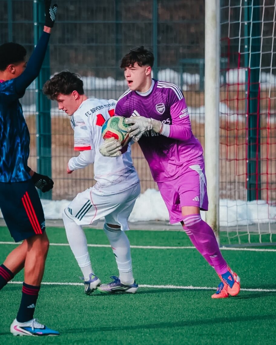 Phoenix Blayney with Arsenal (Photo via LarneFCAcademy on Instagram)
