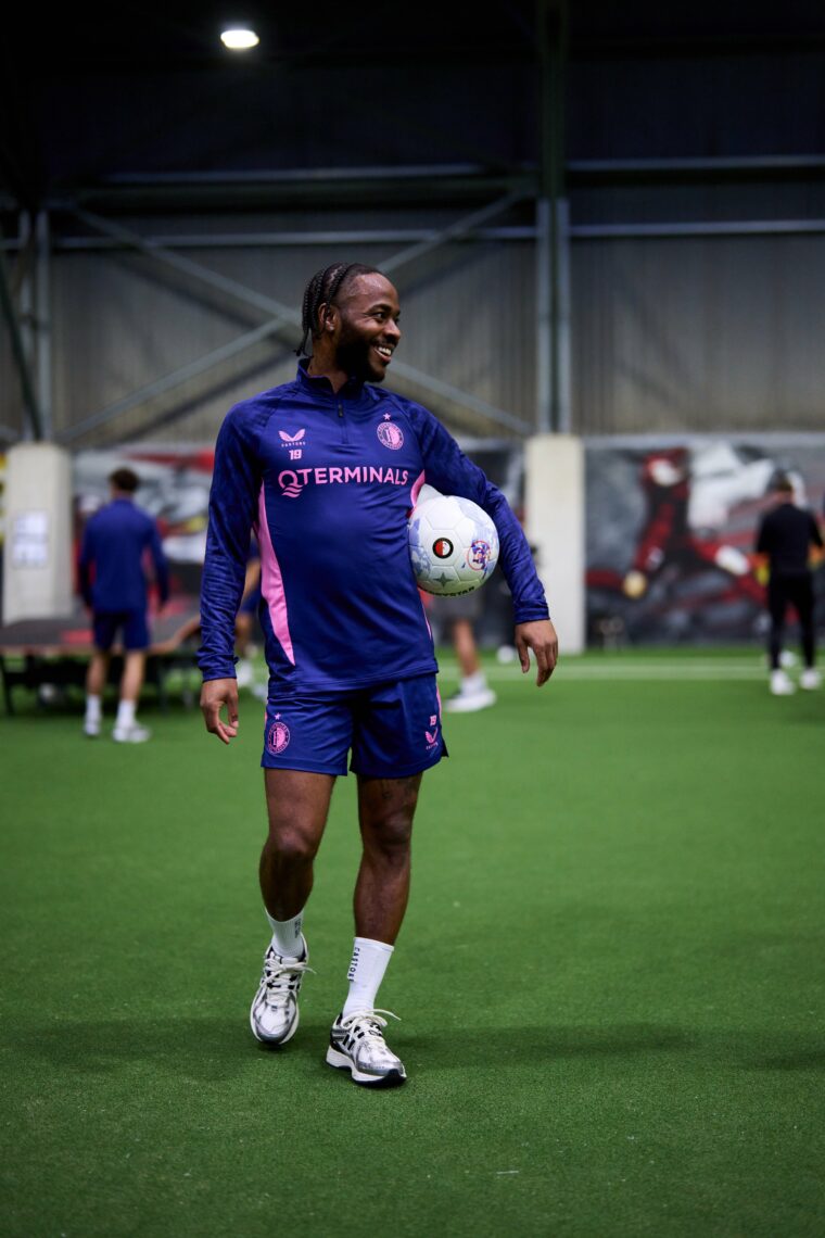 Raheem Sterling with Feyenoord (Photo via Feyenoord)