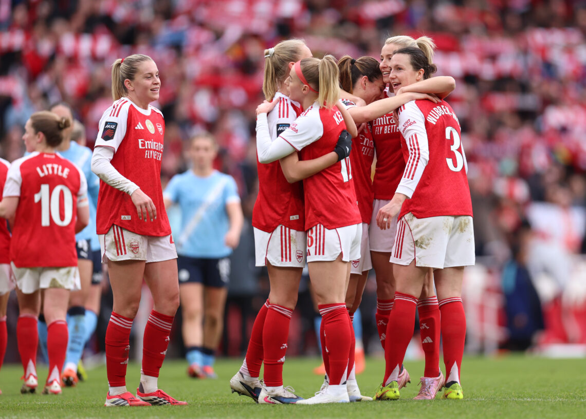LONDON, ENGLAND - FEBRUARY 08: Arsenal players celebrate following the team's victory in the Barclays Women's Super League match between Arsenal an...