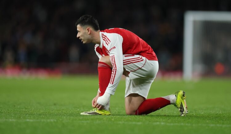 Gabriel Martinelli of Arsenal ties his boots during the Emirates FA Cup Fourth Round match between Arsenal and Wigan Athletic on February 15, 2026 ...