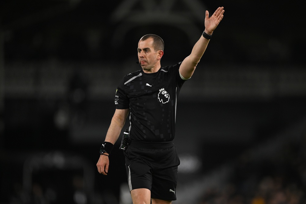 Referee Peter Bankes signals during the Premier League match between Fulham and Chelsea at Craven Cottage on January 07, 2026 in London, England. (Photo by Mike Hewitt/Getty Images)