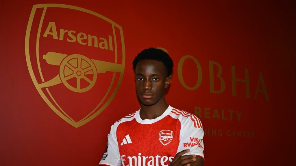 Arsenal announce 2nd contract extension in 1 day 2 Teshaun Murisa after signing his professional contract (Photo via Arsenal.com)