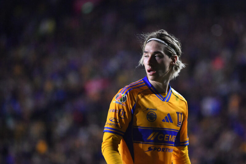 Ex-Arsenal youngster finally makes international decision