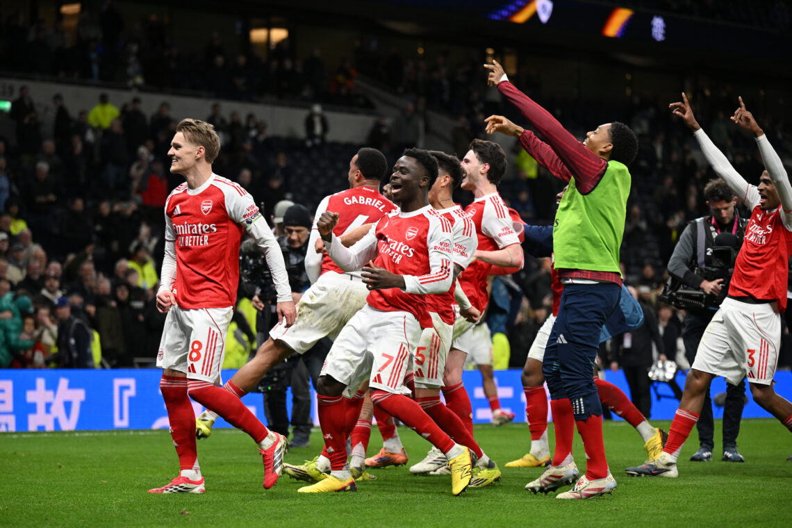 LONDON, ENGLAND - FEBRUARY 22: The players of Arsenal celebrate as they show their appreciation to the fans following the team's victory in the Pre...