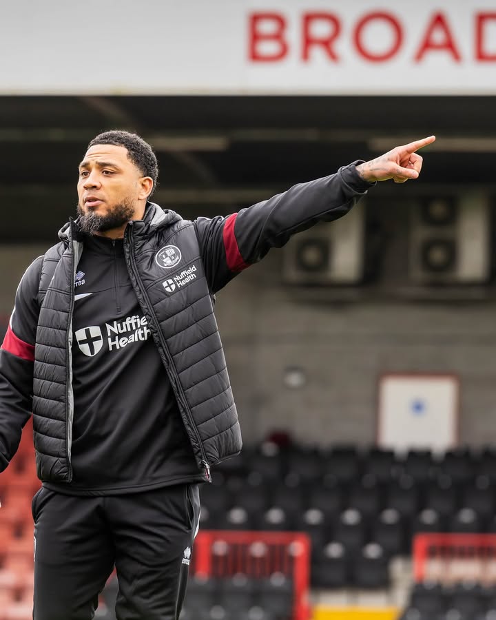 Arsenal youth coach leaves for senior head coach job 2 Colin Kazim-Richards with Crawley Town (Photo via Crawley Town)