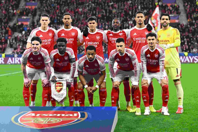 Arsenal players pose for a team photograph prior to the UEFA Champions League 2025/26 Round of 16 First Leg match between Bayer 04 Leverkusen and A...