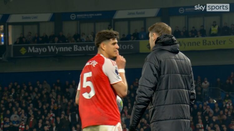 Piero Hincapie clashes with Fabian Hurzeler (Photo via Sky Sports)