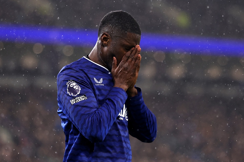 'Unacceptable': Everton star speaks out over fan behaviour at Arsenal clash 2 Thierno Barry of Everton reacts after missing a chance during the Premier League match between Everton and Bournemouth at Goodison Park on February 10, 2026 in Liverpool, England. (Photo by Carl Recine/Getty Images)