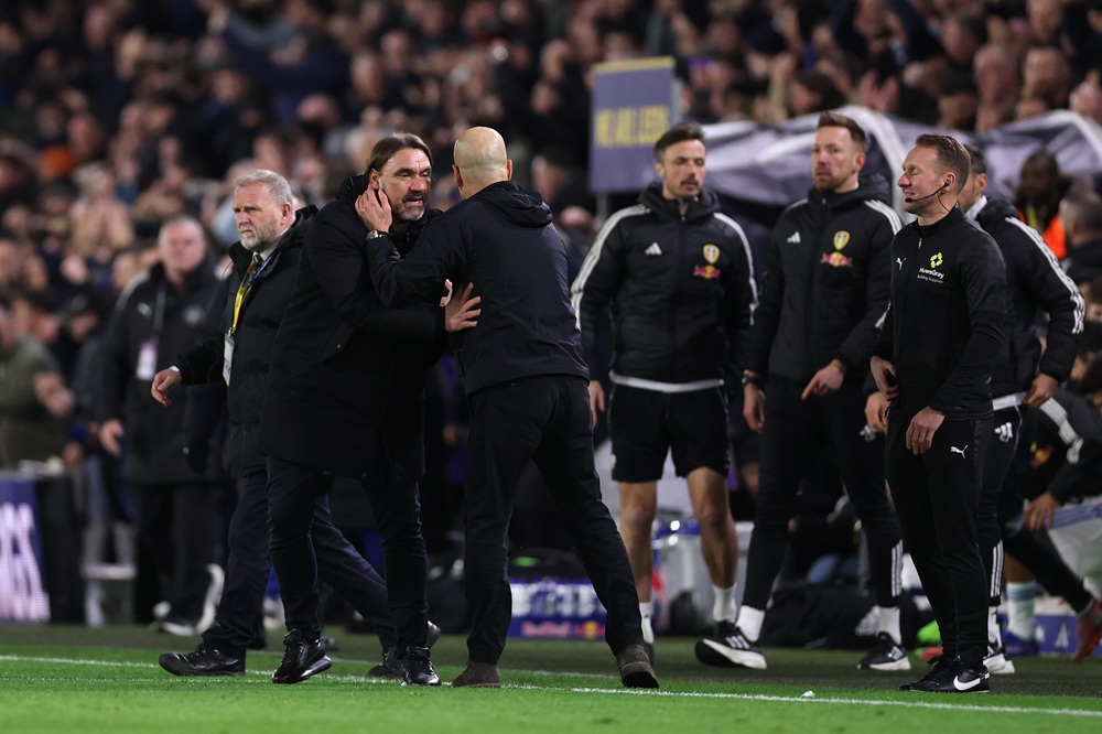 Another manager loses cool over Manchester City officiating 2 Daniel Farke, Manager of Leeds United, hugs Pep Guardiola, Manager of Manchester City, following the Premier League match between Leeds United and Manchester City at Elland Road on February 28, 2026 in Leeds, England. (Photo by Justin Setterfield/Getty Images)
