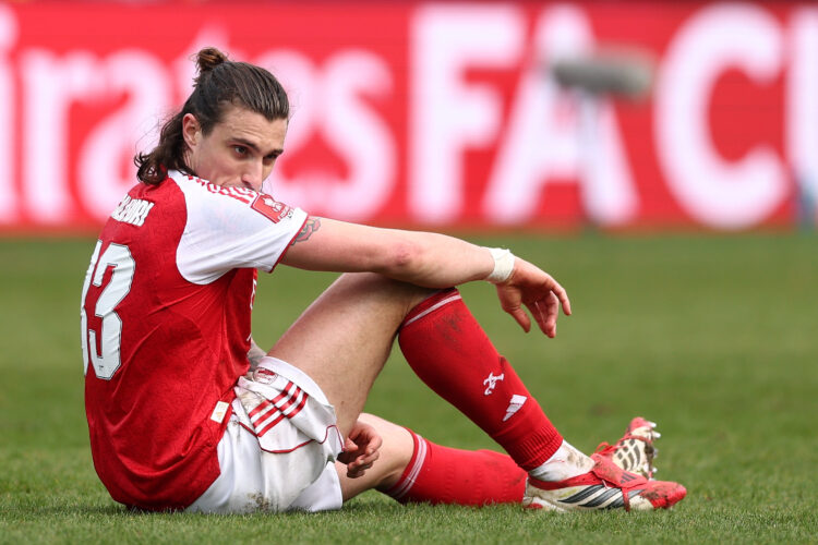 MANSFIELD, ENGLAND - MARCH 07: Riccardo Calafiori of Arsenal goes down with an injury during the Emirates FA Cup Fifth Round match between Mansfiel...