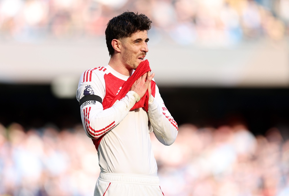 Kai Havertz of Arsenal looks dejected after Erling Haaland of Manchester City (not pictured) scores his team's second goal during the Premier League match between Manchester City and Arsenal at Etihad Stadium on April 19, 2026 in Manchester, England. (Photo by Michael Regan/Getty Images)
