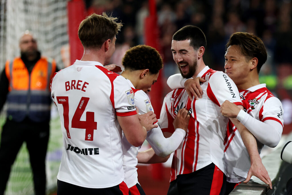 SOUTHAMPTON, ENGLAND - MARCH 18: Finn Azaz of Southampton celebrates scoring his team's first goal with teammates during the Sky Bet Championship match between Southampton and Norwich City at St Mary's Stadium on March 18, 2026 in Southampton, England. (Photo by Simon Galloway/Getty Images)