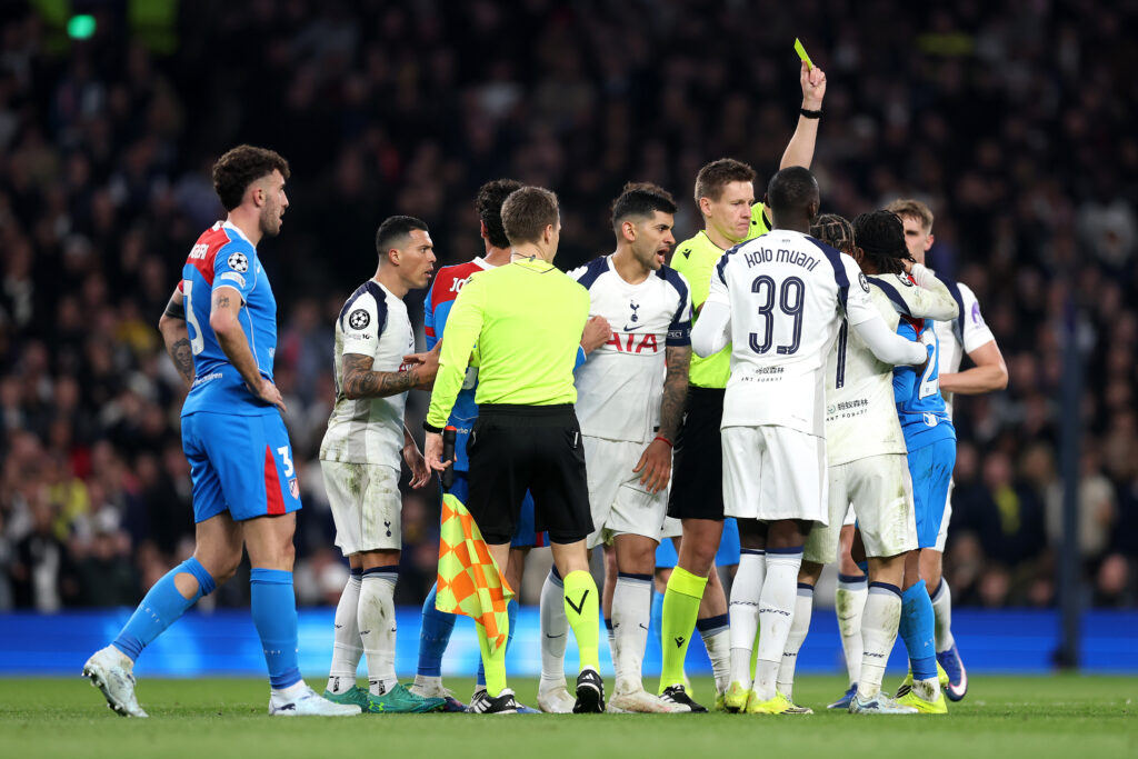 LONDON, ENGLAND - MARCH 18: Ademola Lookman of Atletico de Madrid is shown a yellow card by referee Daniel Siebert during the UEFA Champions League 2025/26 Round of 16 Second Leg match between Tottenham Hotspur FC and Atletico de Madrid at Tottenham Hotspur Stadium on March 18, 2026 in London, England. (Photo by Julian Finney/Getty Images)