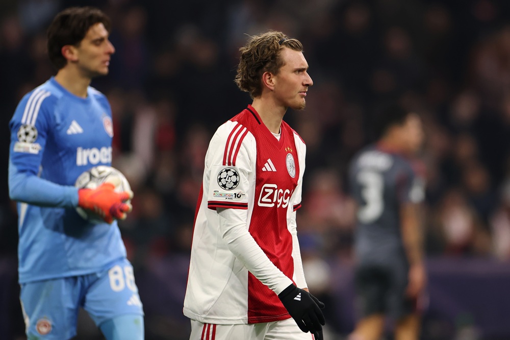 Mika Godts of Ajax in action during the UEFA Champions League 2025/26 League Phase MD8 match between AFC Ajax and Olympiacos FC at Johan Cruijff Arena on January 28, 2026 in Amsterdam, Netherlands. (Photo by Dean Mouhtaropoulos/Getty Images)