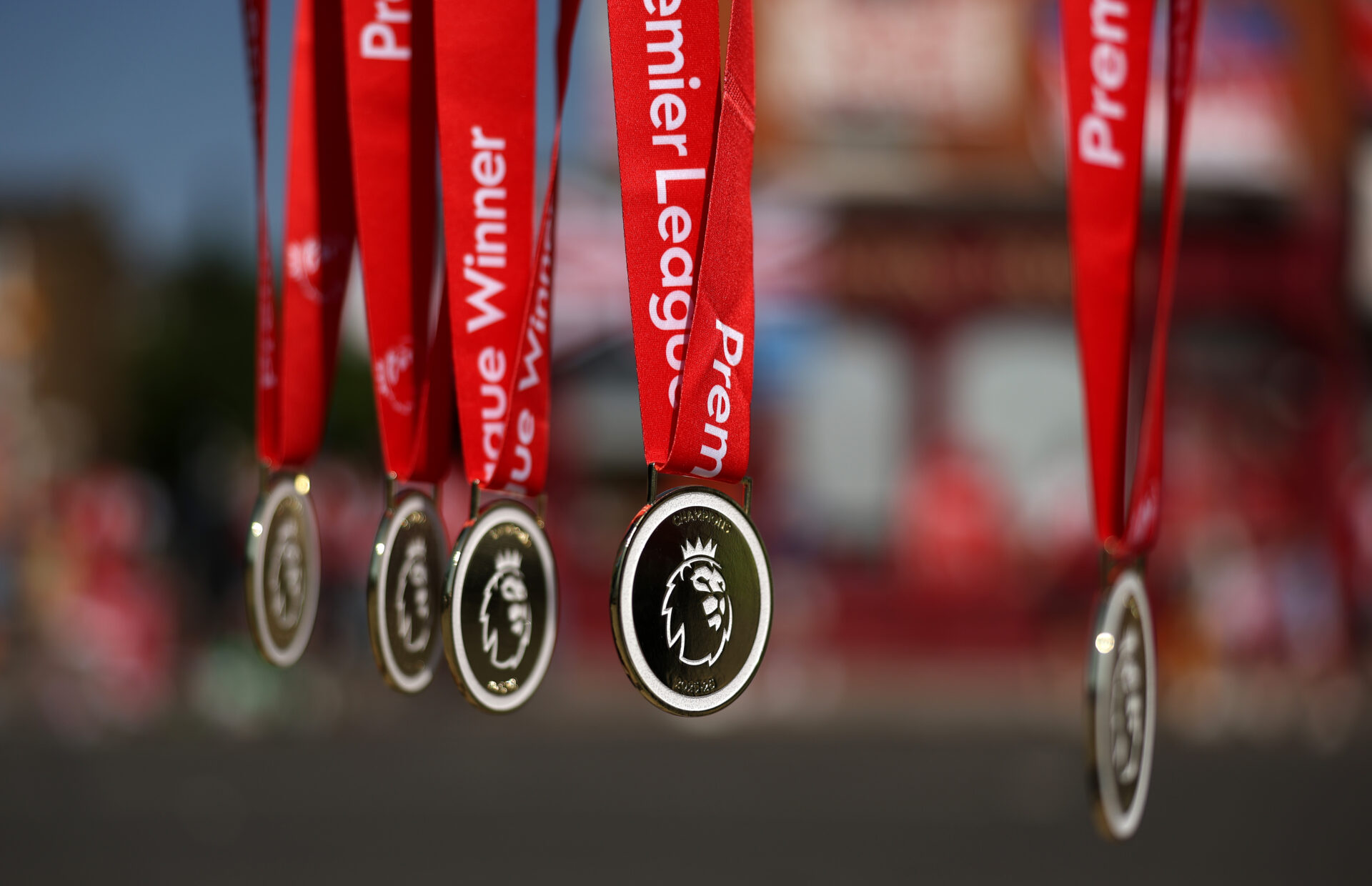 Best photos as Arsenal lift Premier League trophy 25 LONDON, ENGLAND - MAY 24: Arsenal fans celebrate at the Emirates Stadium on May 24, 2026 in London, England. Arsenal have won their first Premier League title in 22 years. (Photo by Julian Finney/Getty Images)