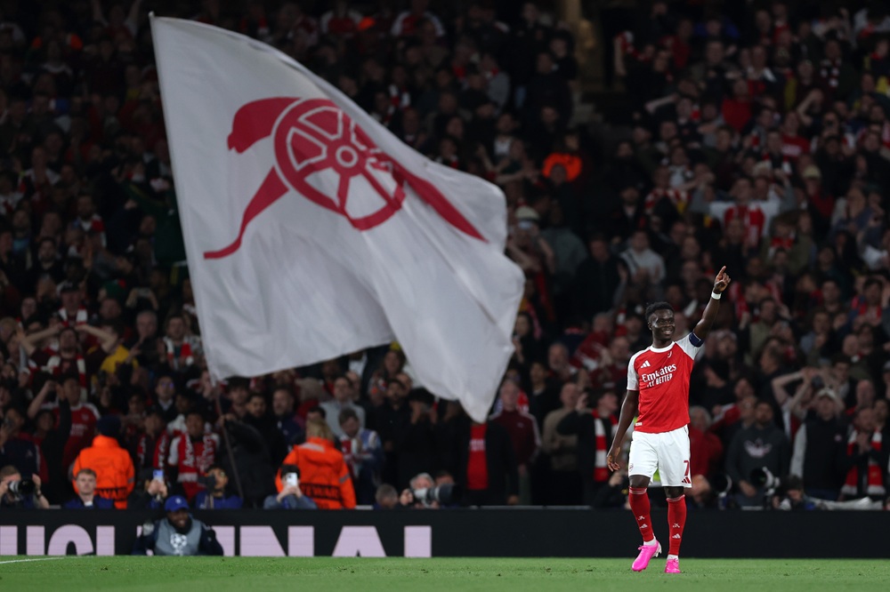 Bukayo Saka of Arsenal celebrates scoring his team's first goal during the UEFA Champions League 2025/26 Semi Final Second Leg match between Arsenal FC and Atletico de Madrid at Arsenal Stadium on May 05, 2026 in London, England. (Photo by Justin Setterfield/Getty Images)