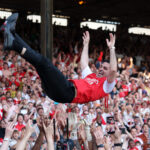 LONDON, ENGLAND - MAY 24: Arsenal players throw Mikel Arteta, Manager of Arsenal, in the air as they celebrate victory after the Premier League match between Crystal Palace and Arsenal at Selhurst Park on May 24, 2026 in London, England. (Photo by Justin Setterfield/Getty Images)