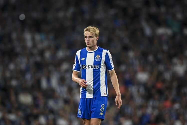 Victor Froholdt of FC Porto during the UEFA Europa League 2025/26 Quarter-Final Leg One match between FC Porto and Nottingham Forest FC at Estadio ...