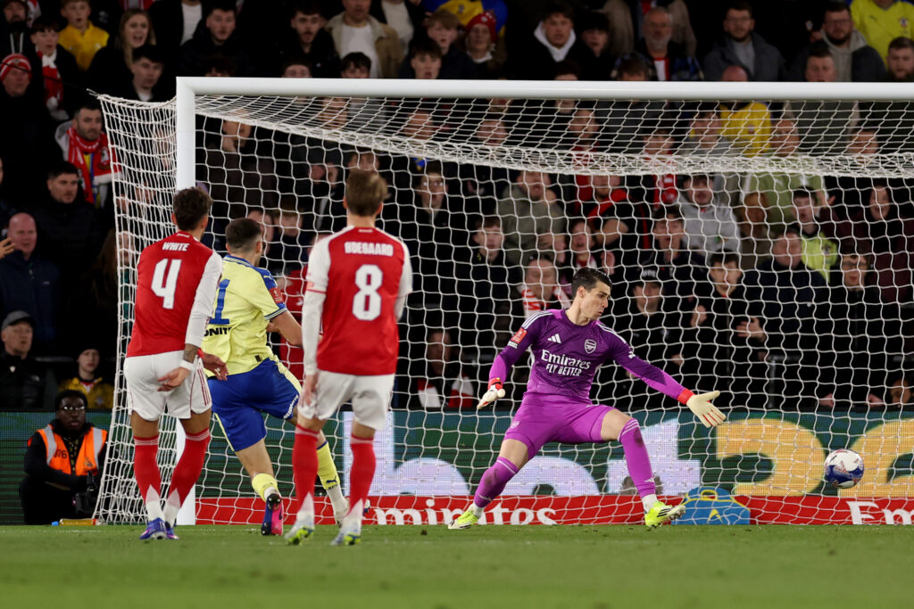 Ross Stewart of Southampton scores his team's first goal against Kepa Arrizabalaga of Arsenal during the Emirates FA Cup Quarter Final match between Southampton and Arsenal at St Mary's Stadium on April 04, 2026 in Southampton, England.